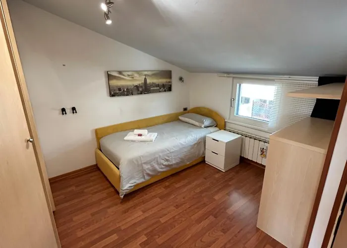 Daisy House * Trieste